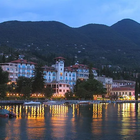 Savoy Palace Ξενοδοχείο 4*