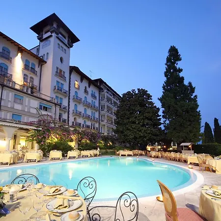 Ξενοδοχείο Savoy Palace