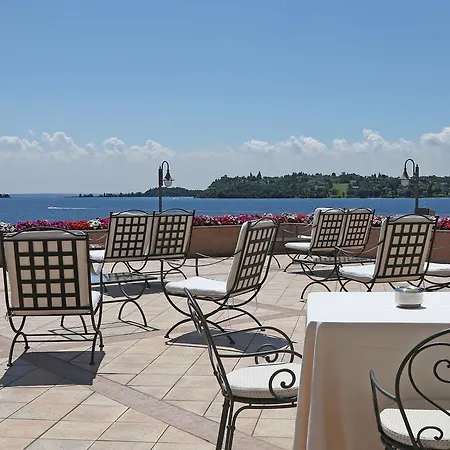 Savoy Palace Ξενοδοχείο 4*