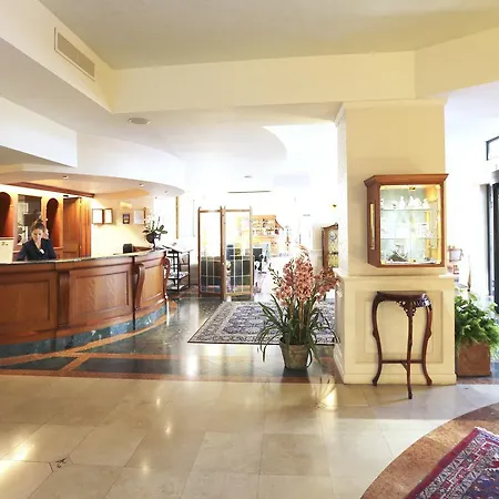 Savoy Palace Ξενοδοχείο Gardone Riviera