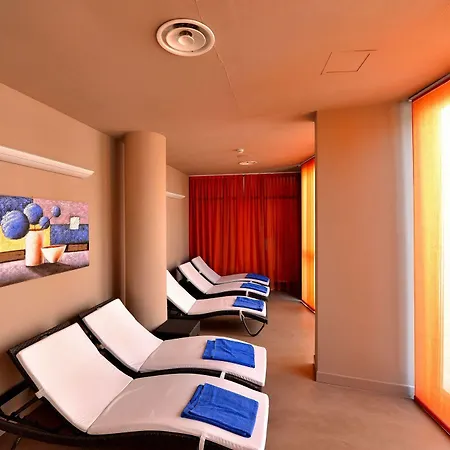 Ξενοδοχείο Savoy Palace 4*