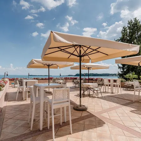 Savoy Palace Gardone Riviera