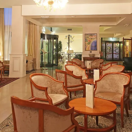 Savoy Palace Ξενοδοχείο Gardone Riviera