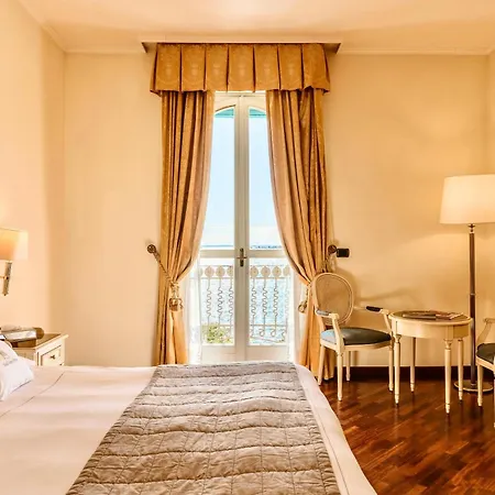 Ξενοδοχείο Savoy Palace