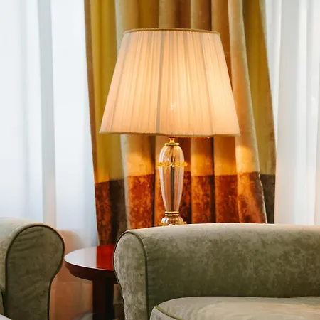 Savoy Palace 4*