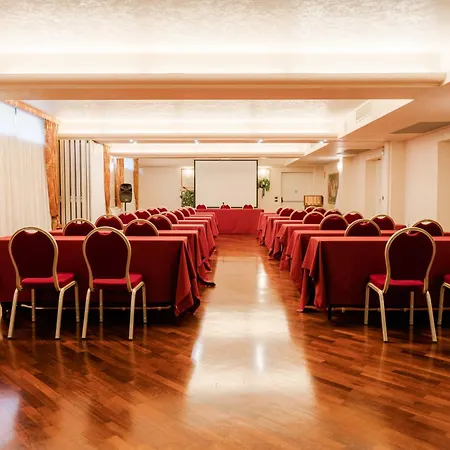 Savoy Palace Ξενοδοχείο 4*