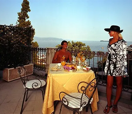 Savoy Palace Hotel Gardone Riviera