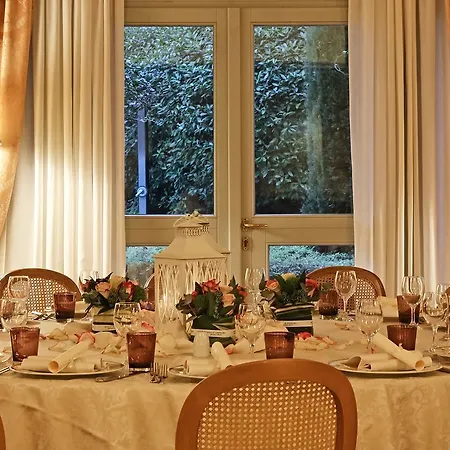 Savoy Palace Gardone Riviera