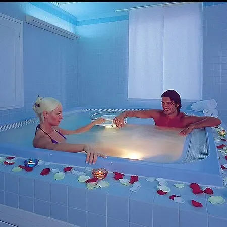Savoy Palace Hotel Gardone Riviera